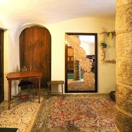 Bed & Breakfast La Favola Antica 3*