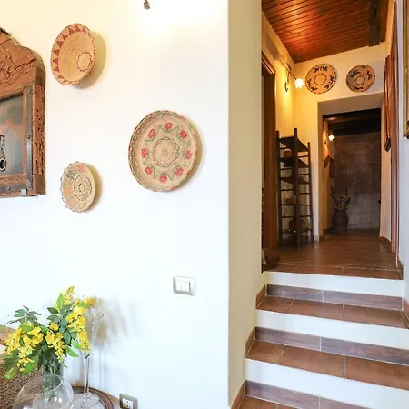 Bed & Breakfast La Favola Antica 3*
