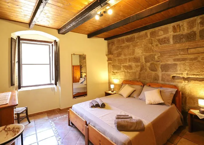 La Favola Antica Bed & Breakfast